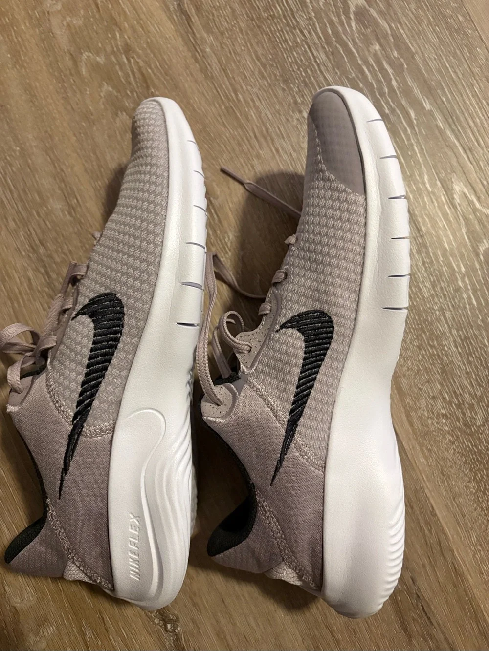 NikeNike Women's Flex Experience Run DD9283-500